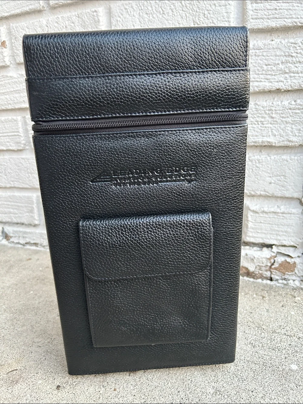ROYCE New York Leather Connoisseur Wine Carrier Black Color